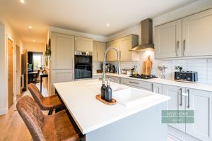 Photo 27- click for photo gallery